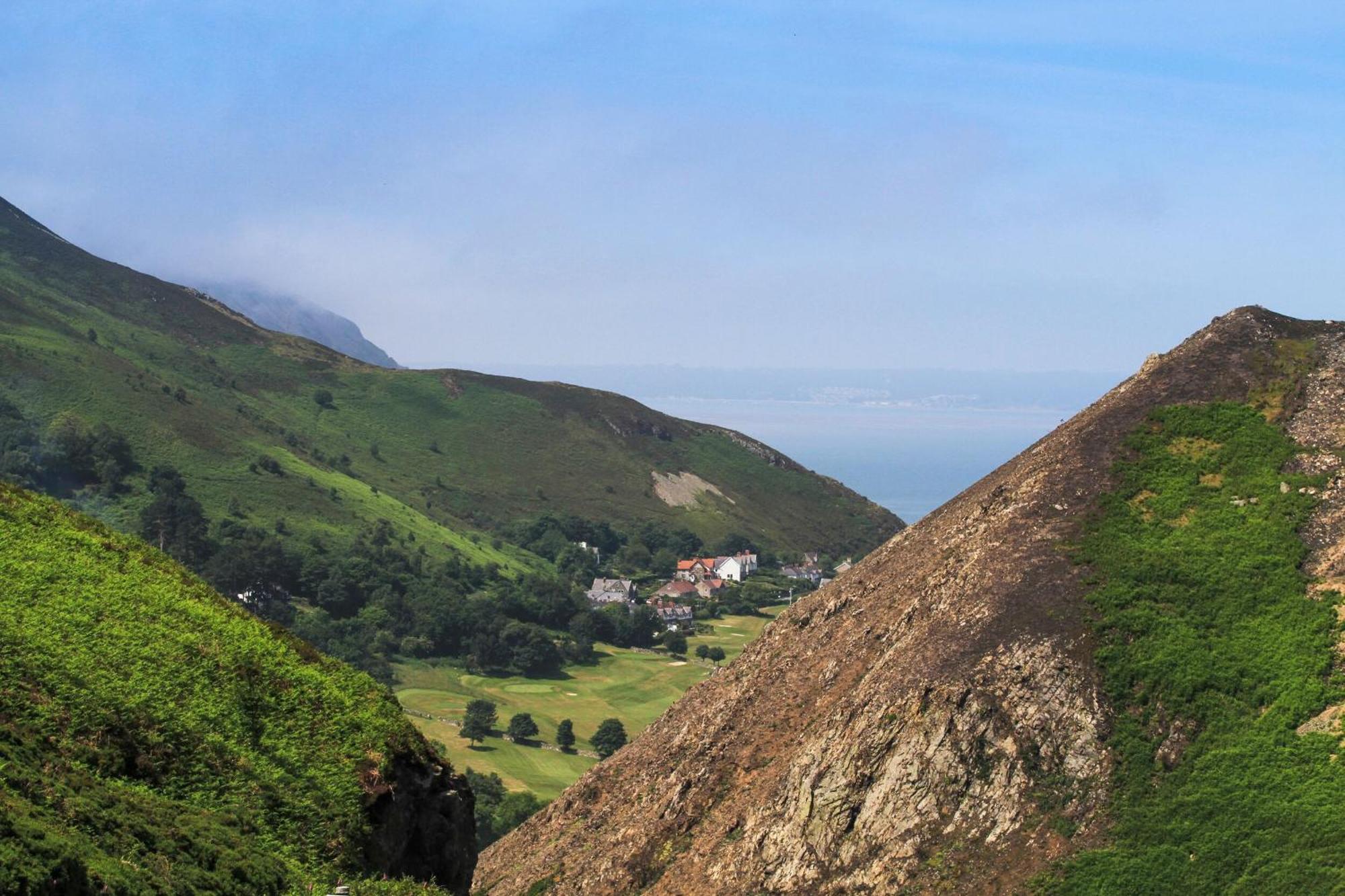 Villa 3 Trem Afon Llansanffraid Glan Conwy Esterno foto