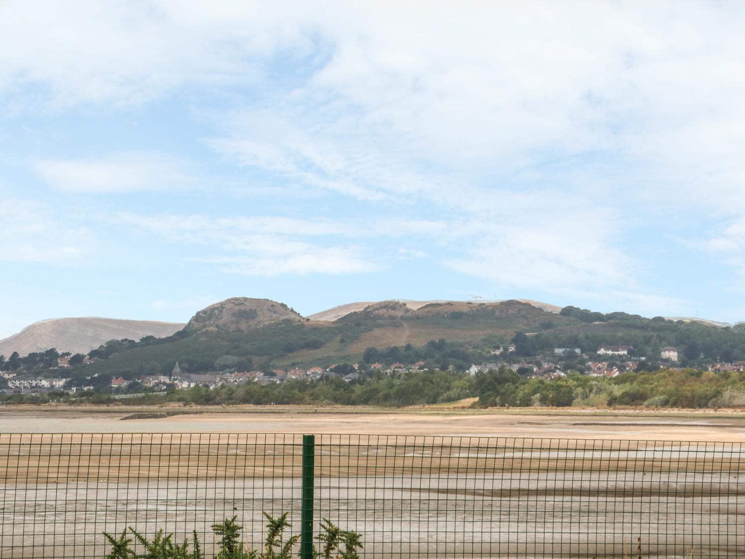 Villa 3 Trem Afon Llansanffraid Glan Conwy Esterno foto