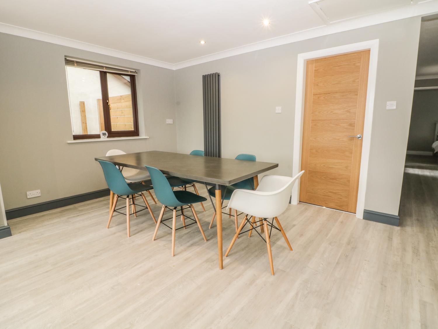 Villa 3 Trem Afon Llansanffraid Glan Conwy Esterno foto